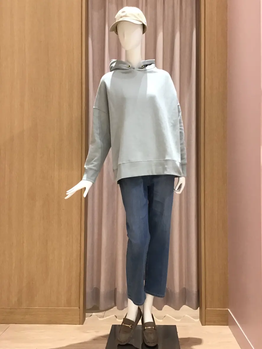 ANY 本吉 コーディネート画像