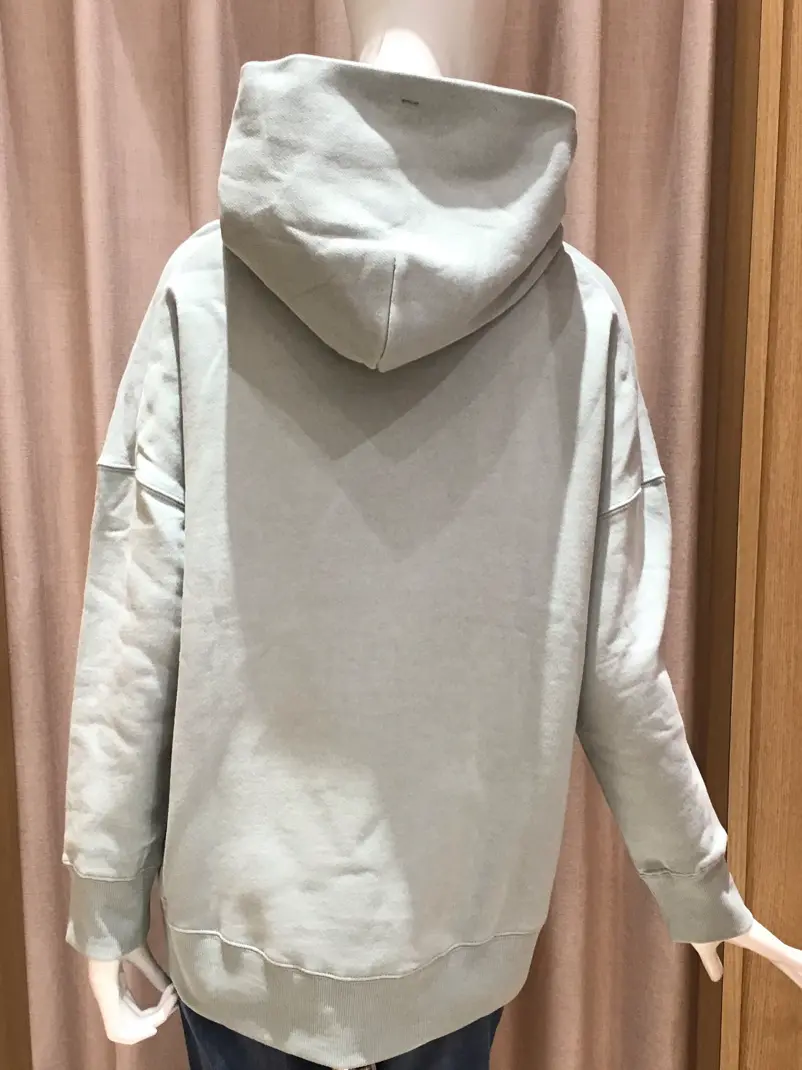 ANY 本吉 コーディネート画像