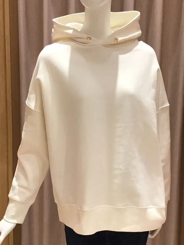 ANY 本吉 コーディネート画像