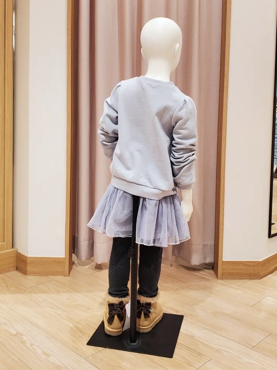 ANY 奥原 コーディネート画像