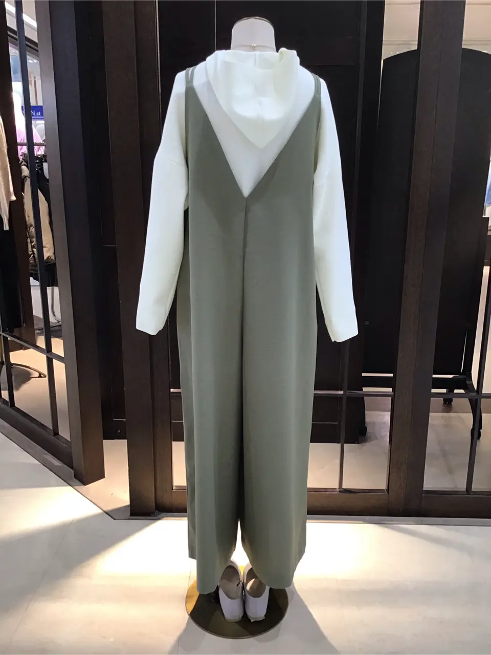 ANY 渡邊 コーディネート画像