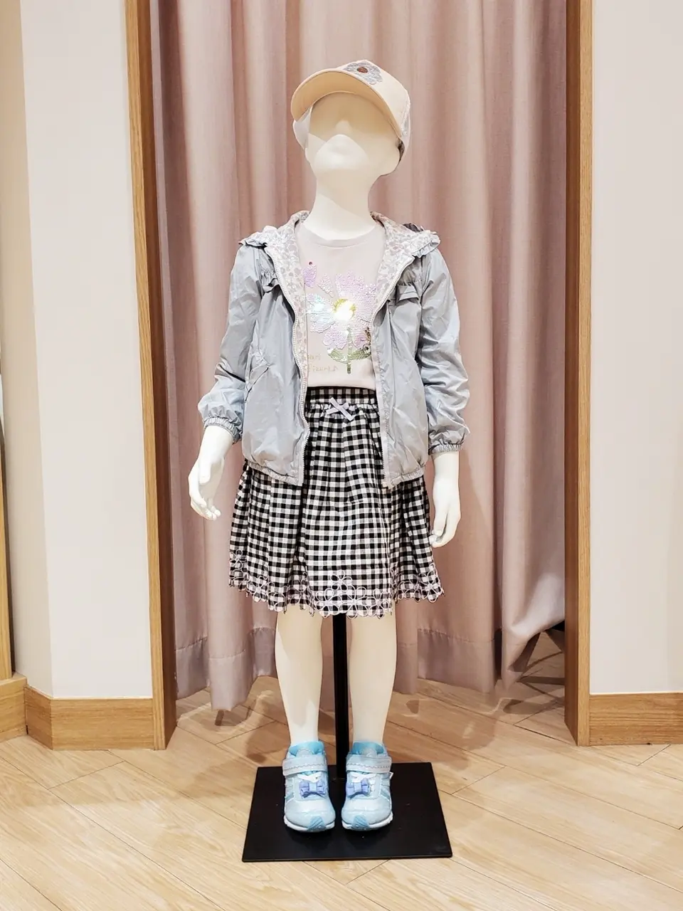 ANY 奥原 コーディネート画像