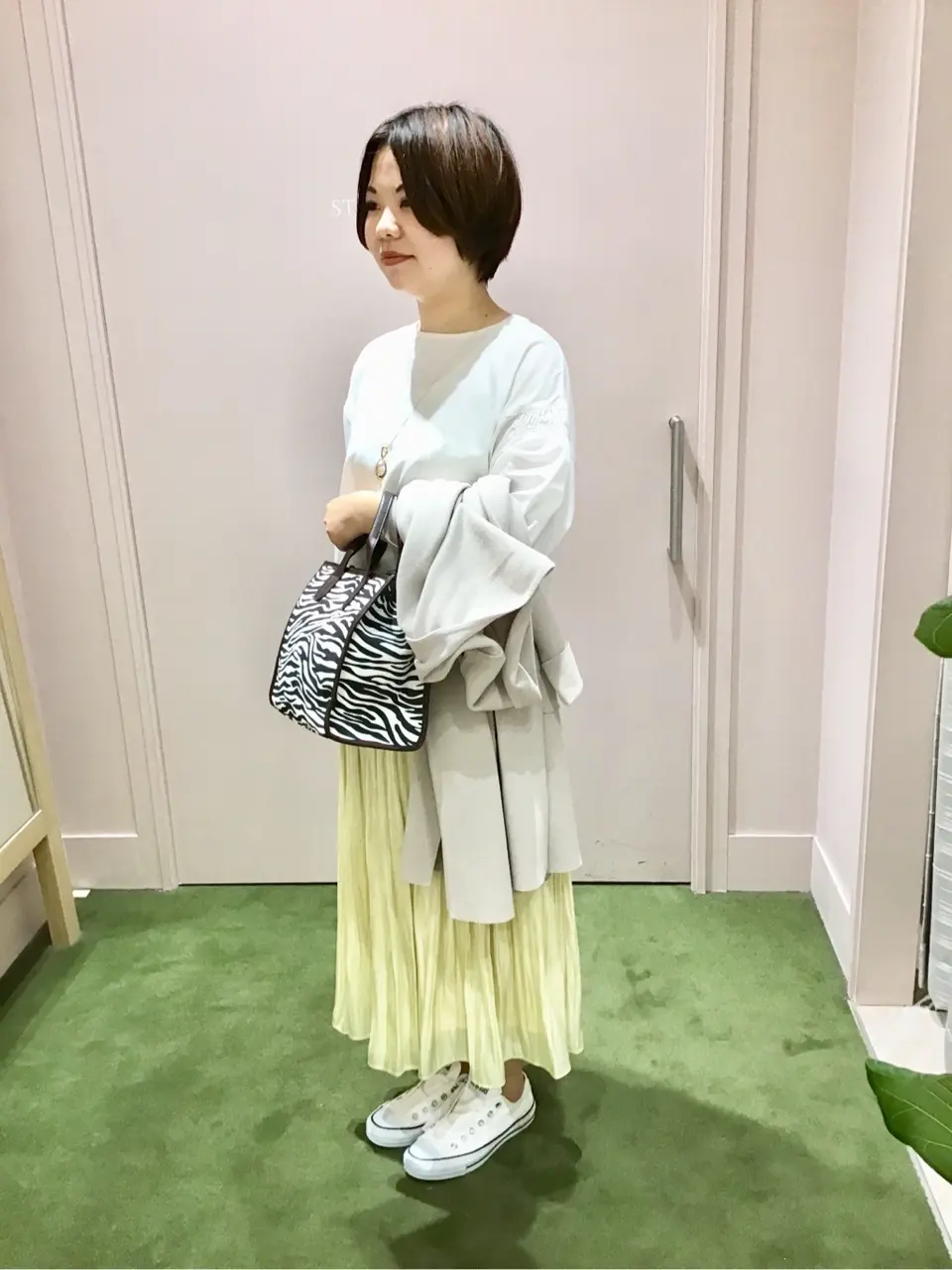 ANY 上岡 コーディネート画像