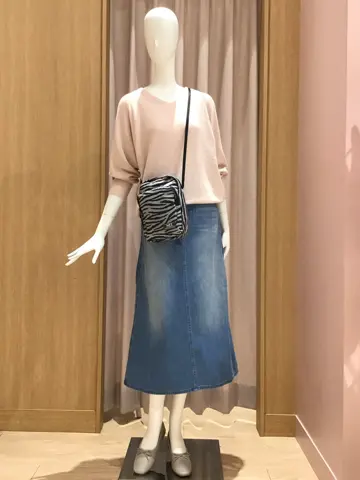 ANY 本吉 コーディネート画像