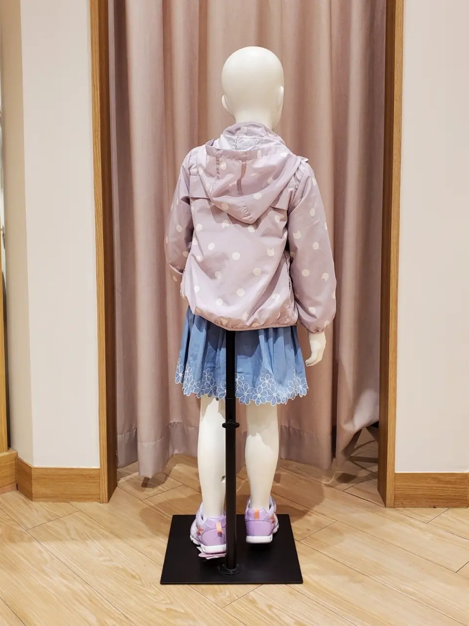 ANY 奥原 コーディネート画像