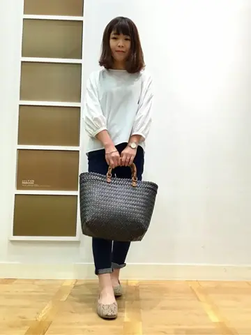 ANY 津野 コーディネート画像