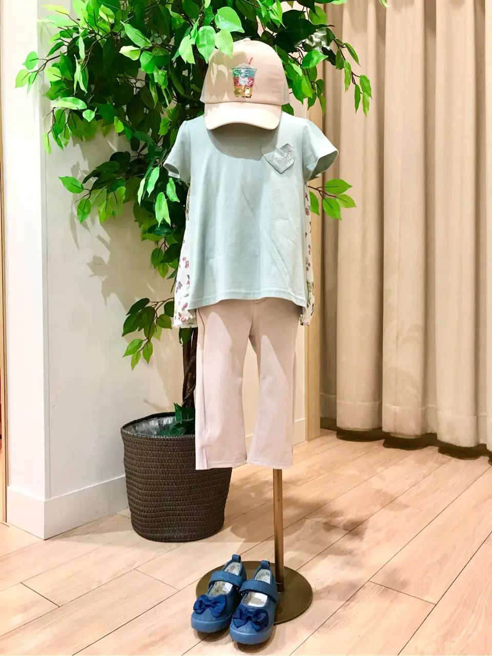 ANY スタッフ コーディネート画像