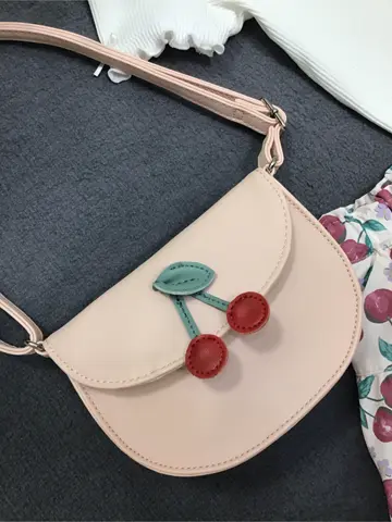 ANY 鈴木 コーディネート画像