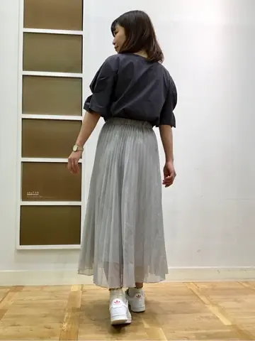 ANY 津野 コーディネート画像