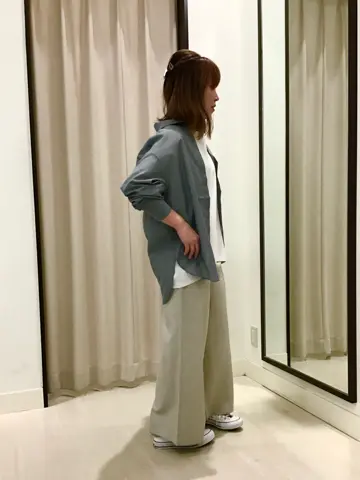 ANY 伊藤 コーディネート画像