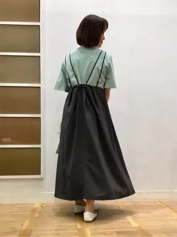 ANY 高橋郁子 コーディネート画像