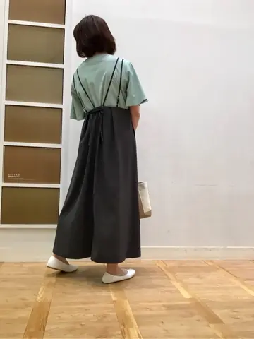 ANY 高橋郁子 コーディネート画像