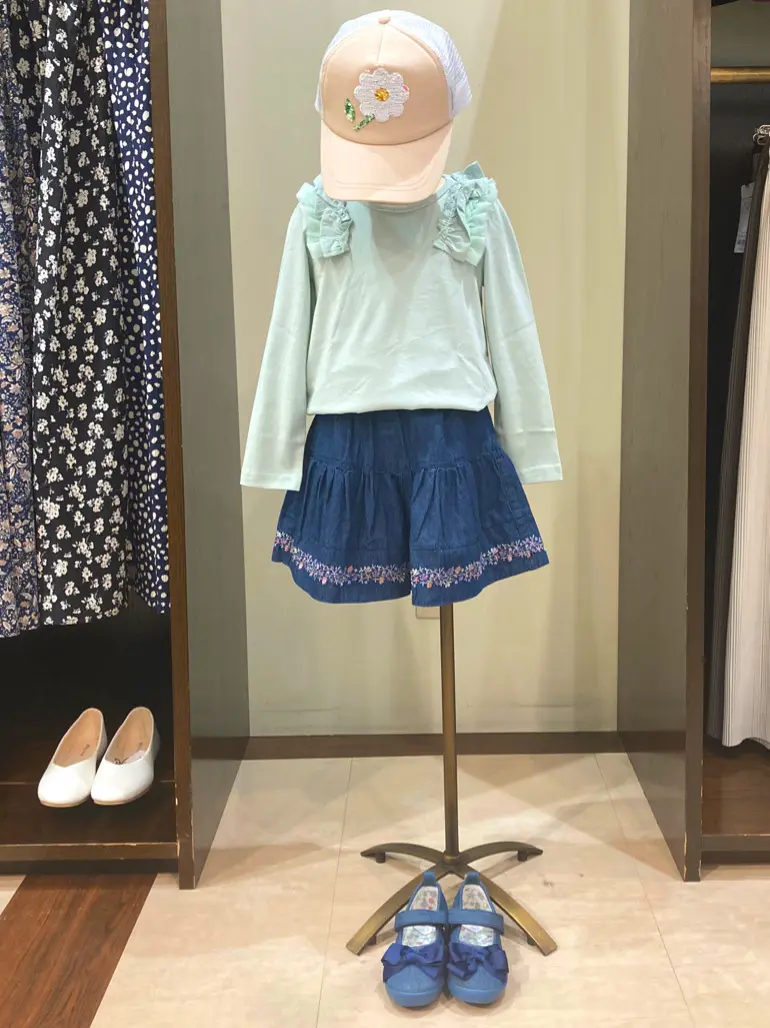 ANY 杉原 コーディネート画像