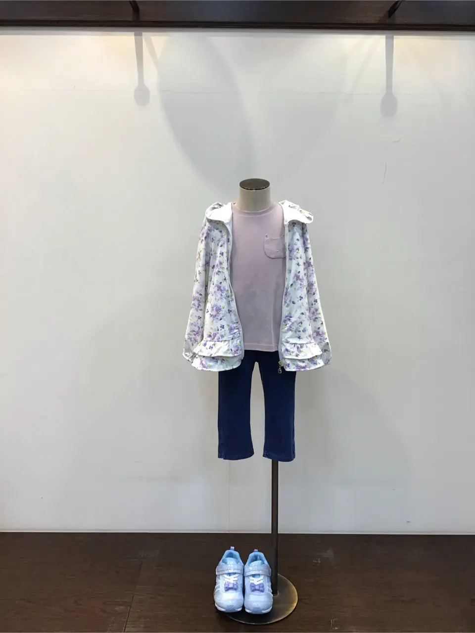 ANY 佐々木 コーディネート画像