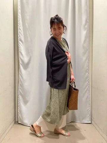 ANY 林 コーディネート画像