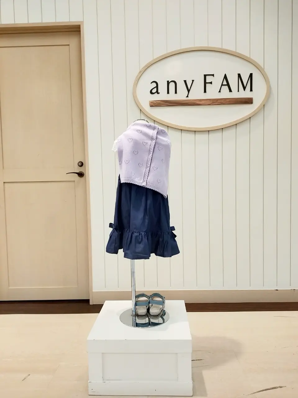 ANY 重永 コーディネート画像