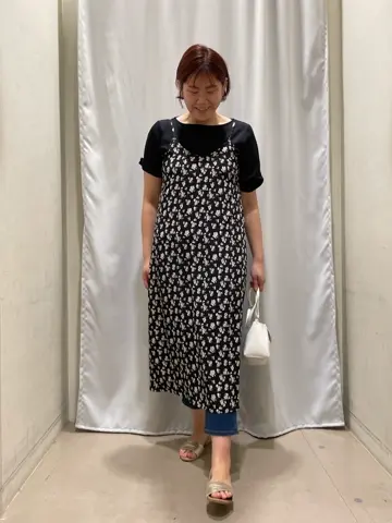 ANY 林 コーディネート画像