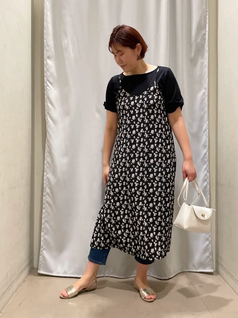 ANY 林 コーディネート画像