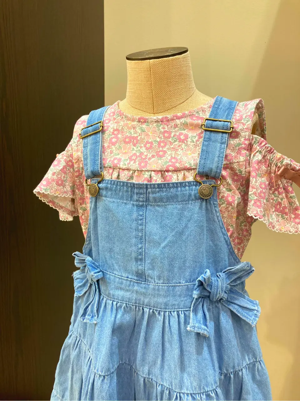 ANY 杉原 コーディネート画像