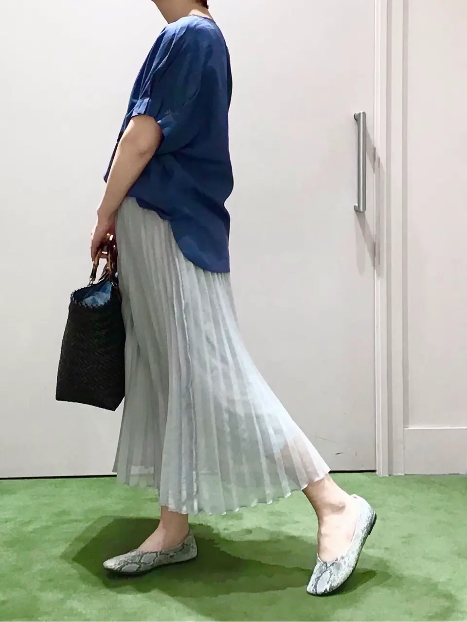 ANY 吉田 コーディネート画像