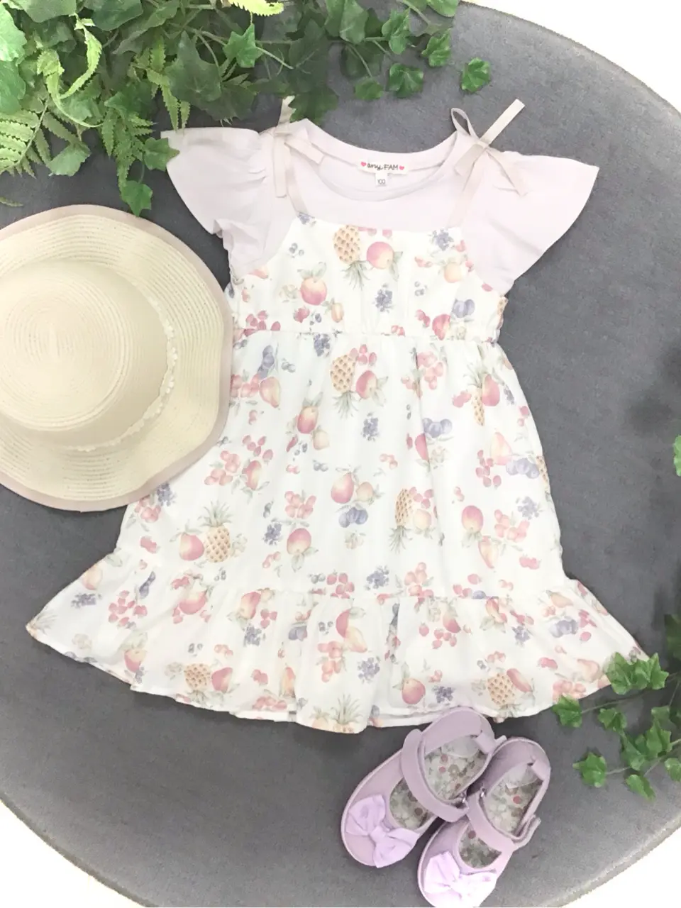 ANY 鈴木 コーディネート画像