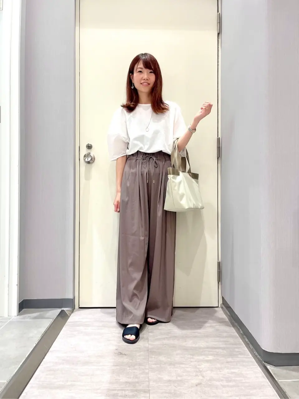 ANY 金井 コーディネート画像