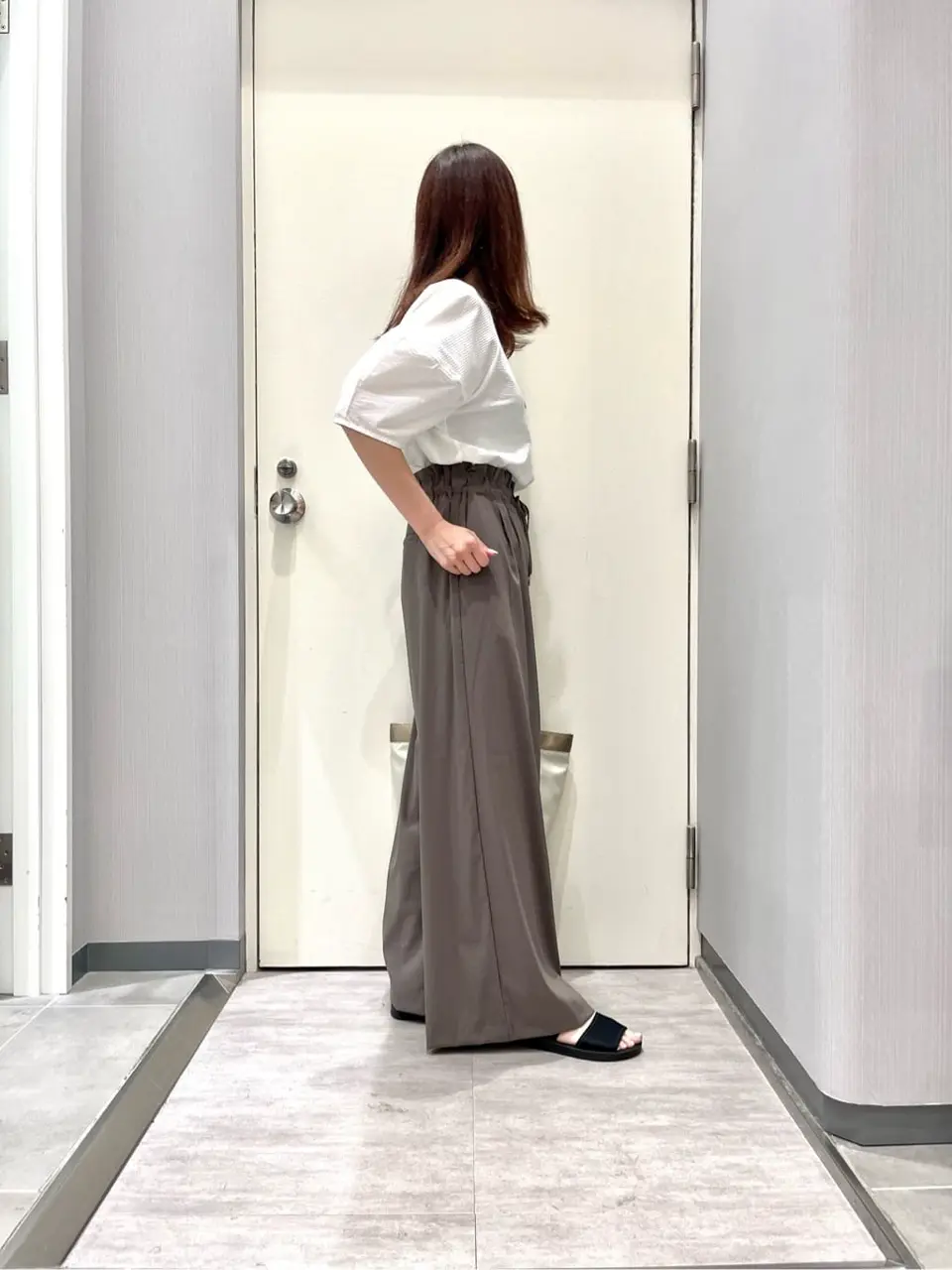 ANY 金井 コーディネート画像