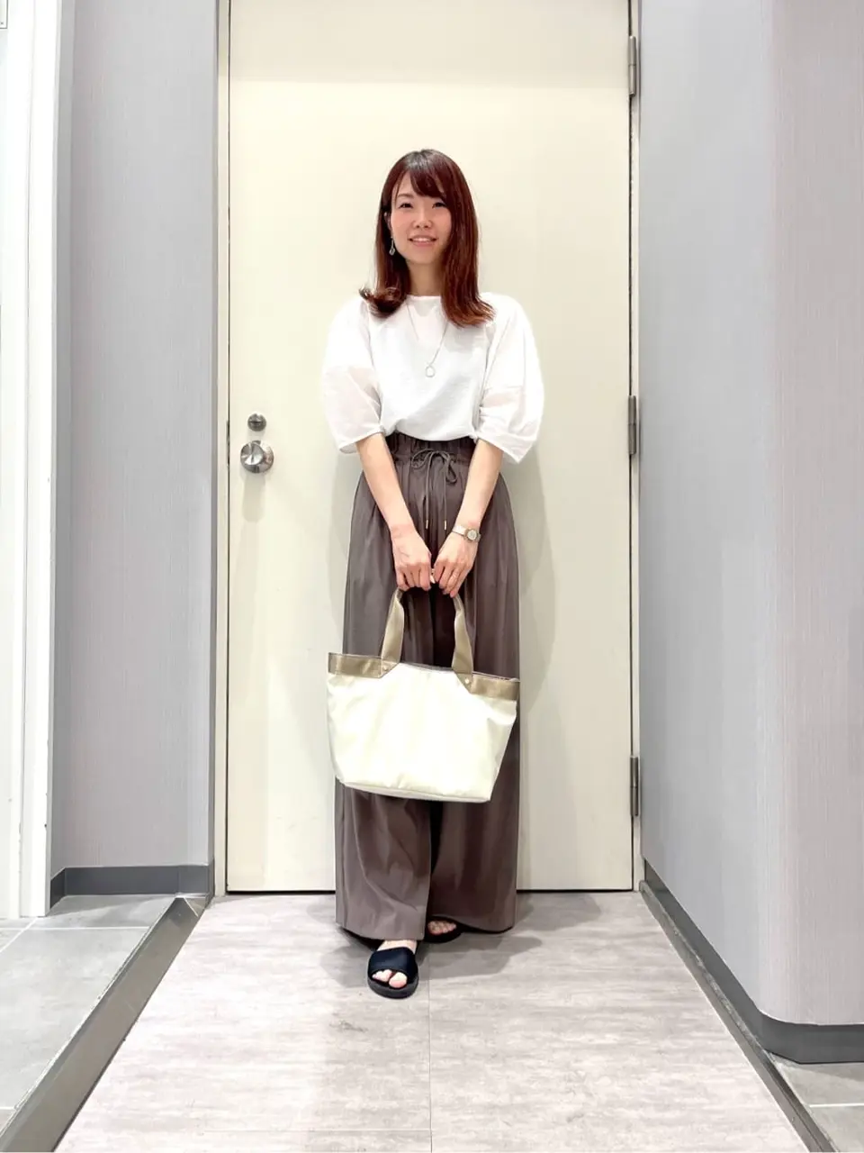 ANY 金井 コーディネート画像