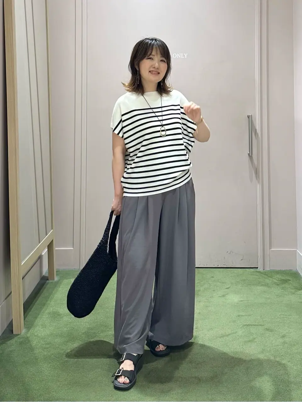 ANY フジコ コーディネート画像