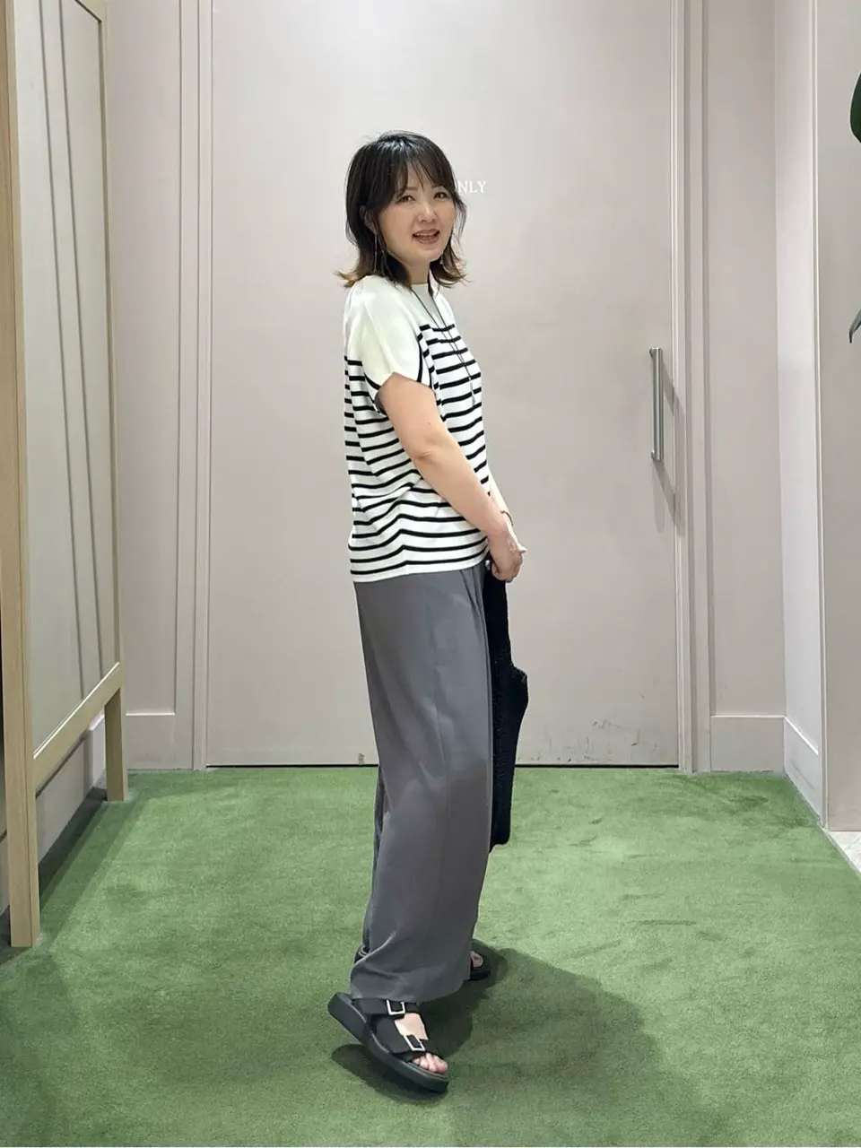 ANY フジコ コーディネート画像