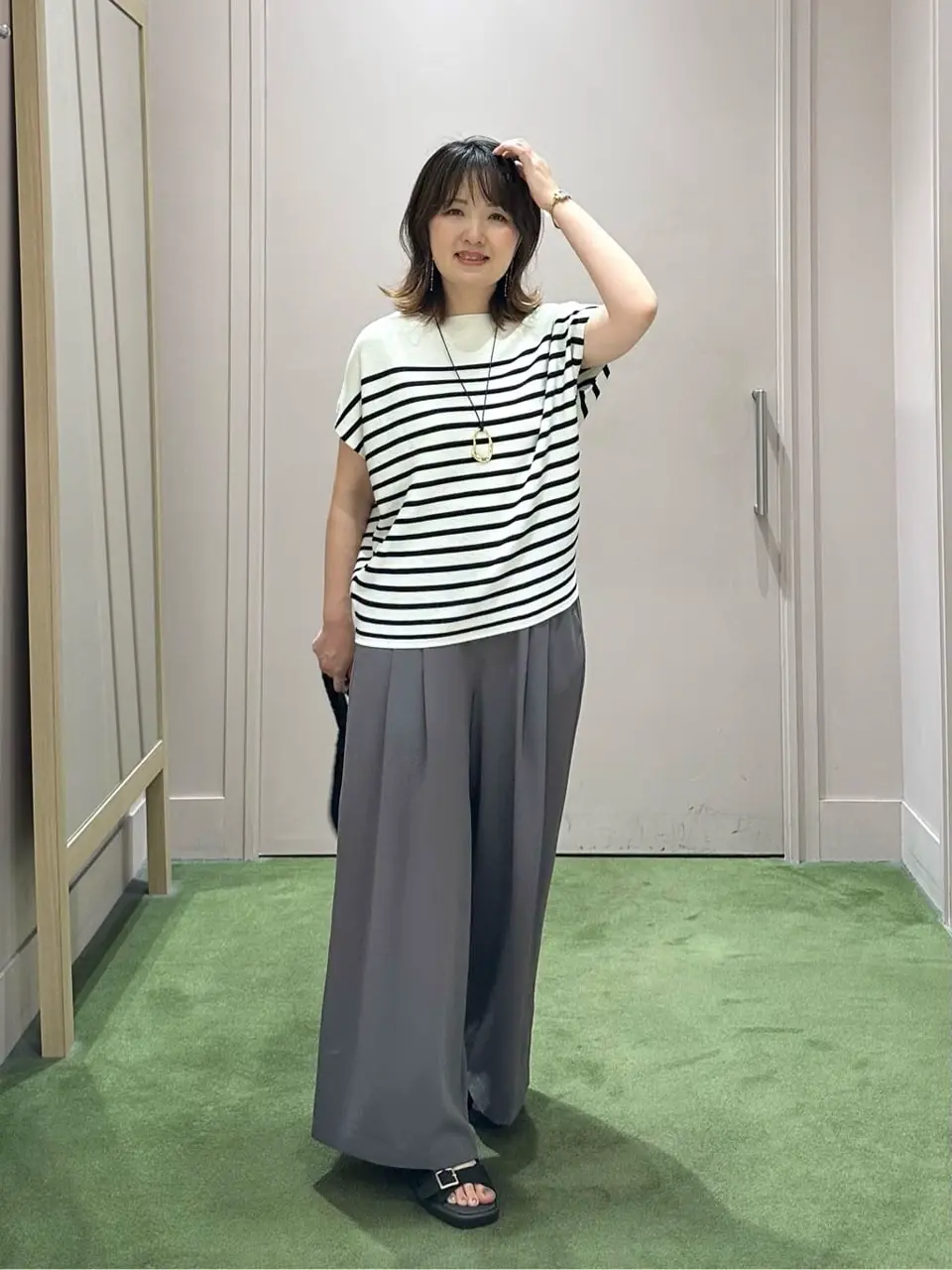 ANY フジコ コーディネート画像