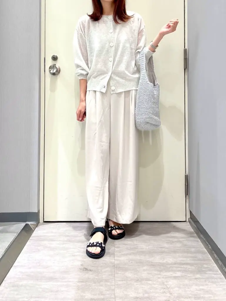 ANY 金井 コーディネート画像