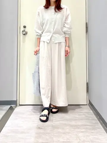 ANY 金井 コーディネート画像