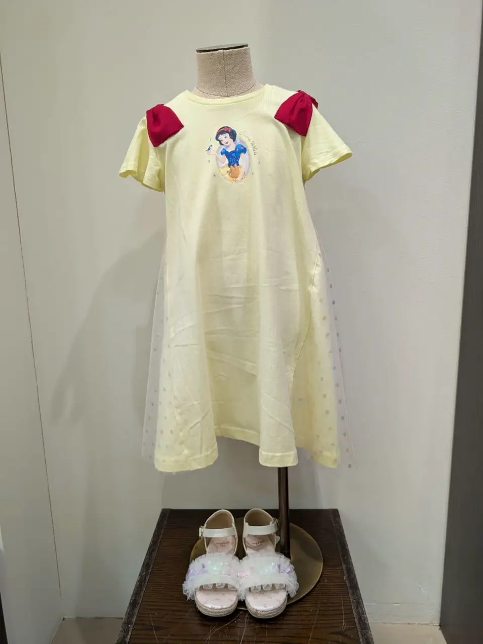 ANY 佐々木 コーディネート画像