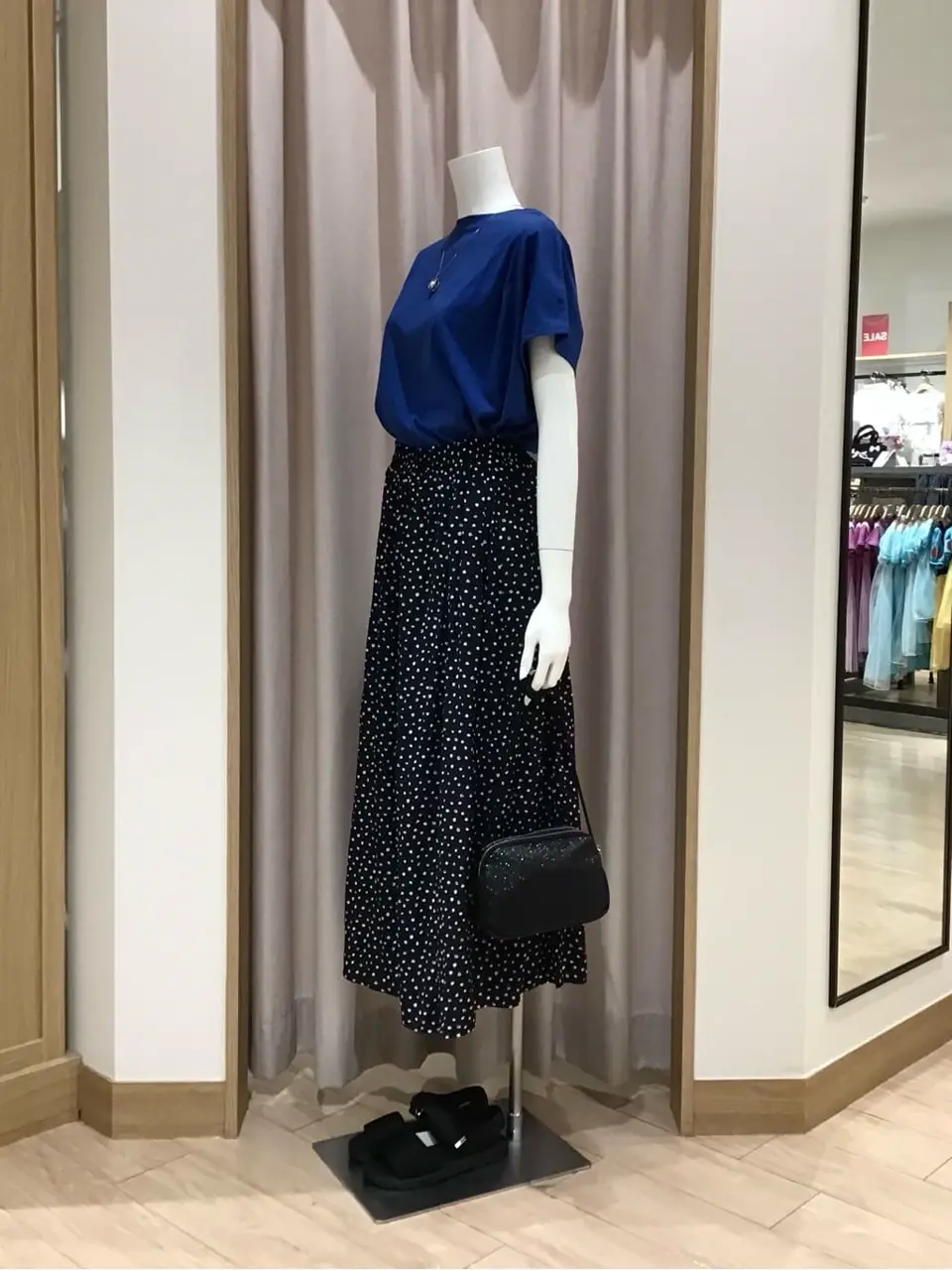 ANY スタッフ コーディネート画像