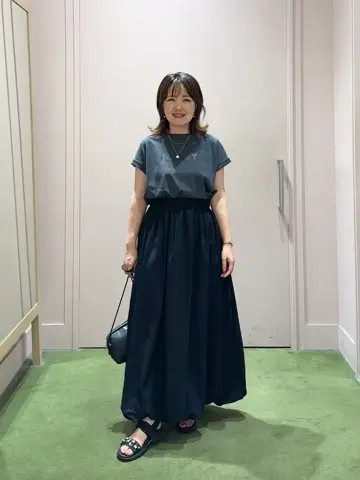 ANY フジコ コーディネート画像