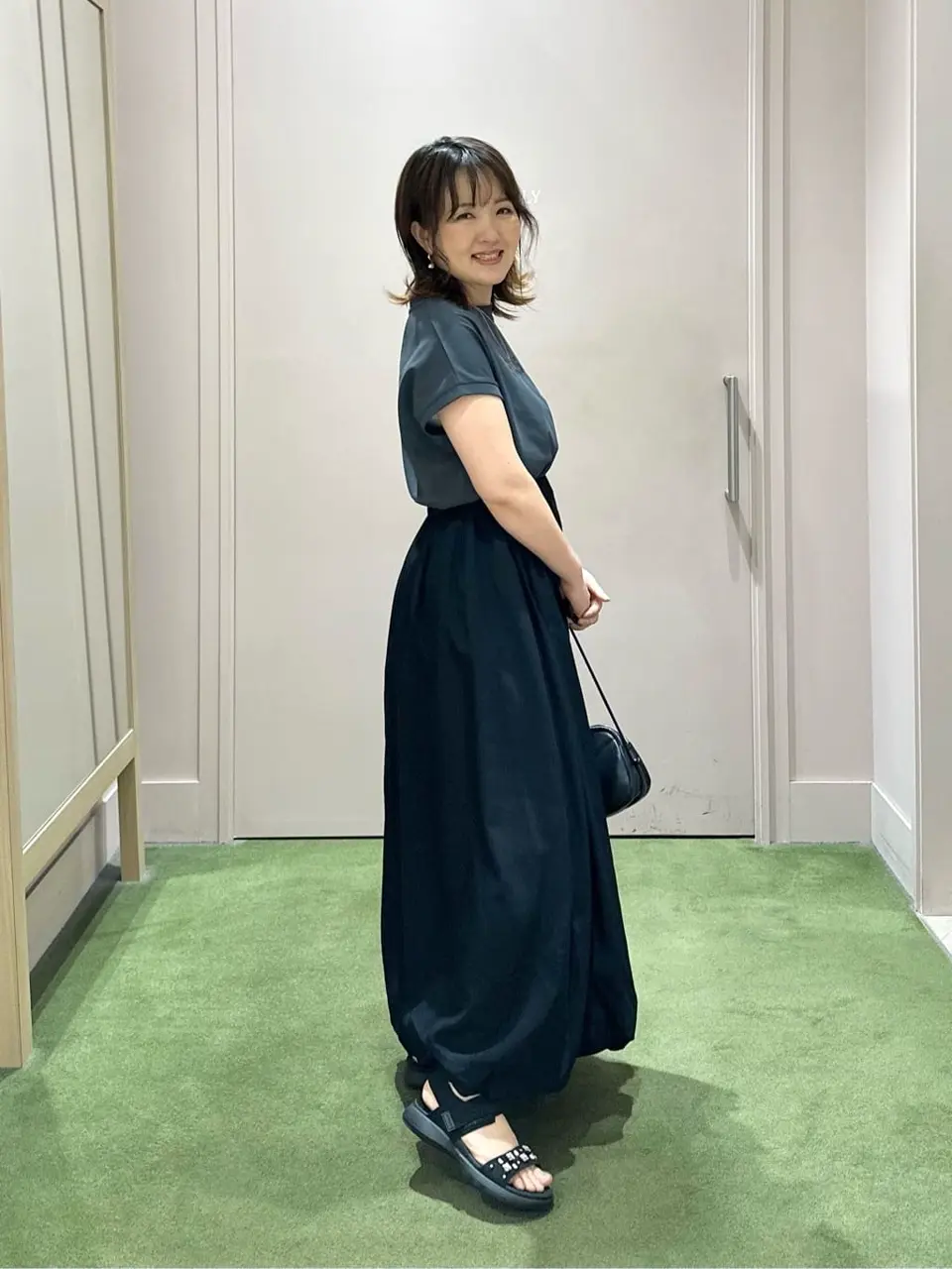 ANY フジコ コーディネート画像