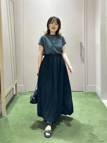 ANY フジコ コーディネート画像