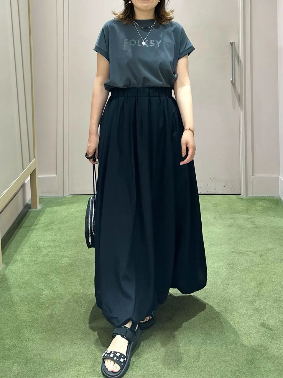 ANY フジコ コーディネート画像