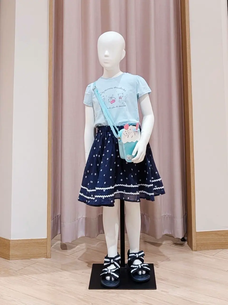 ANY 奥原 コーディネート画像