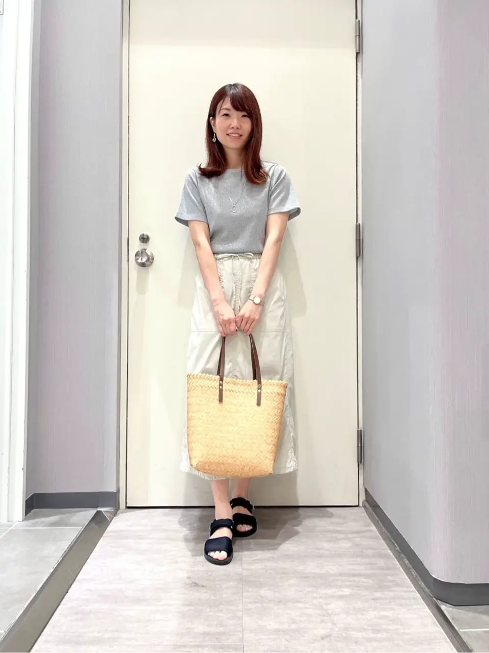 ANY 金井 コーディネート画像