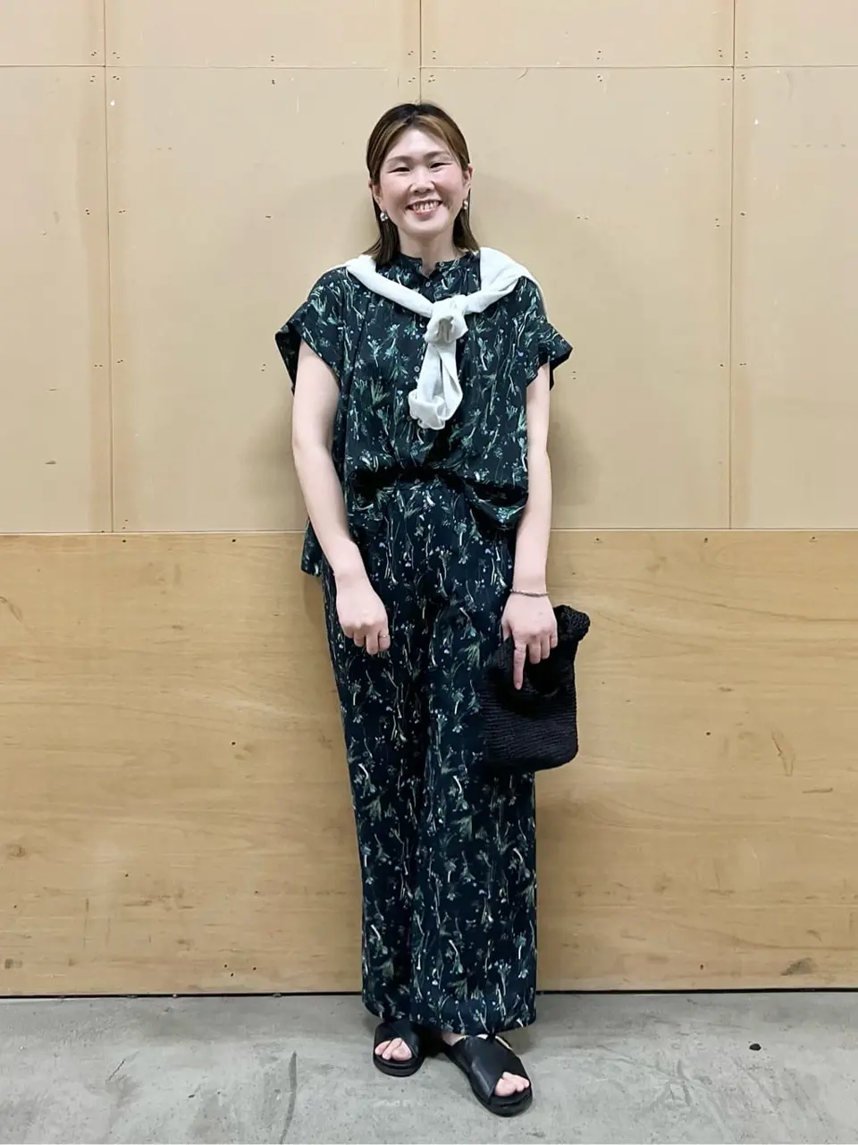 ANY 林 コーディネート画像