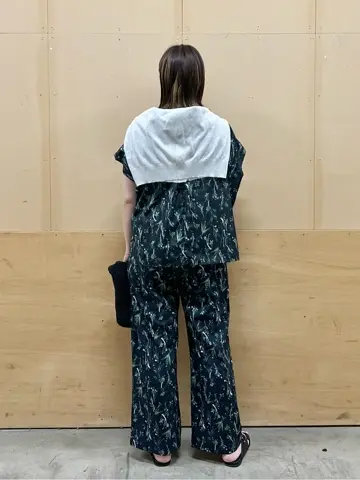 ANY 林 コーディネート画像