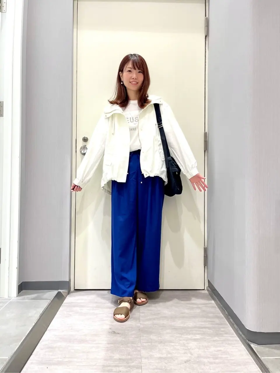 ANY 金井 コーディネート画像