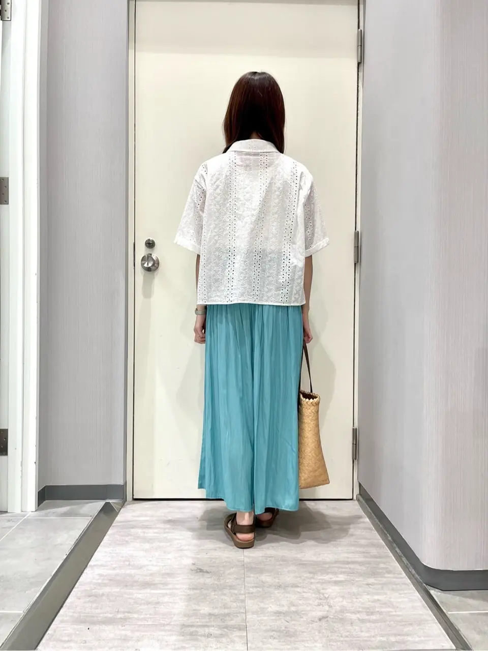 ANY 金井 コーディネート画像