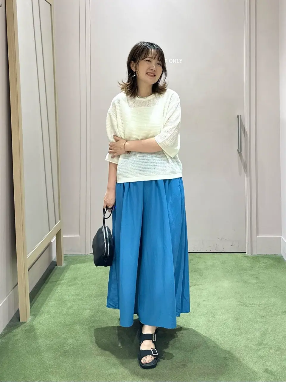 ANY フジコ コーディネート画像