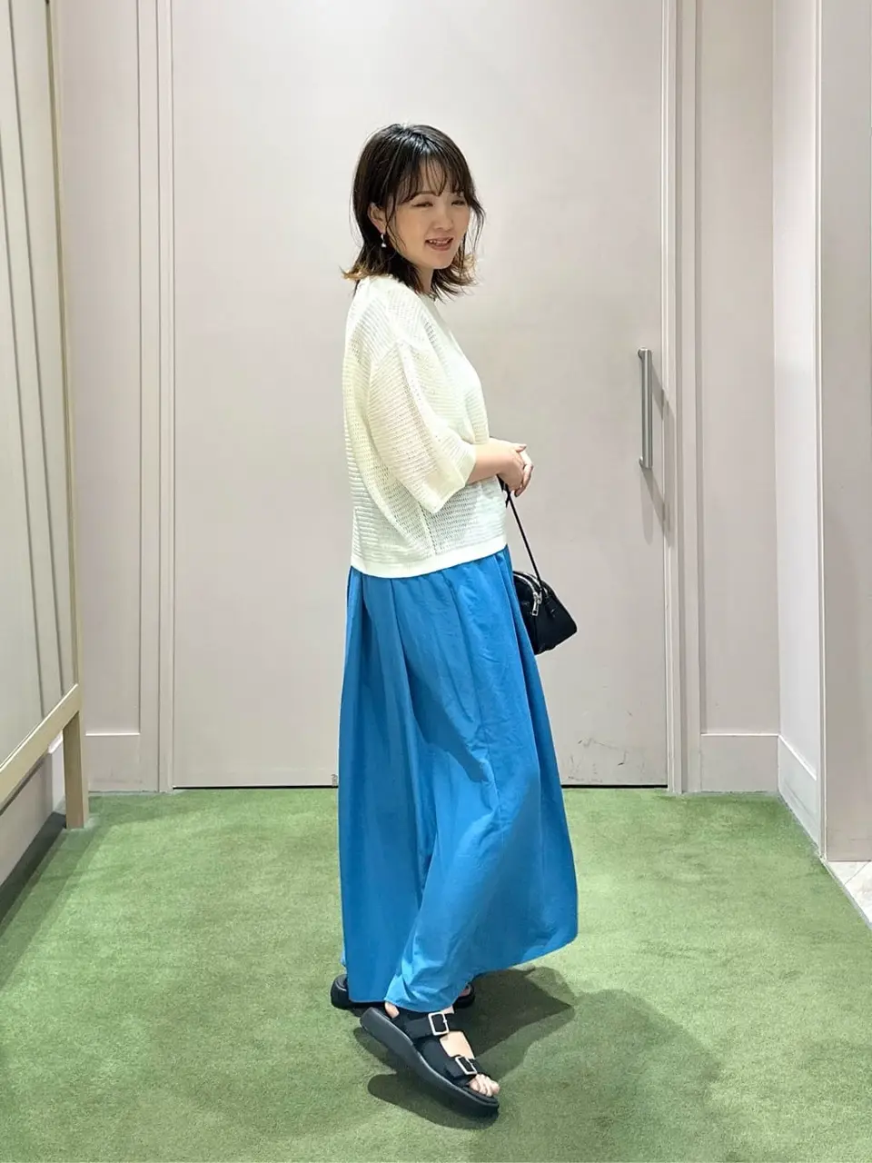 ANY フジコ コーディネート画像