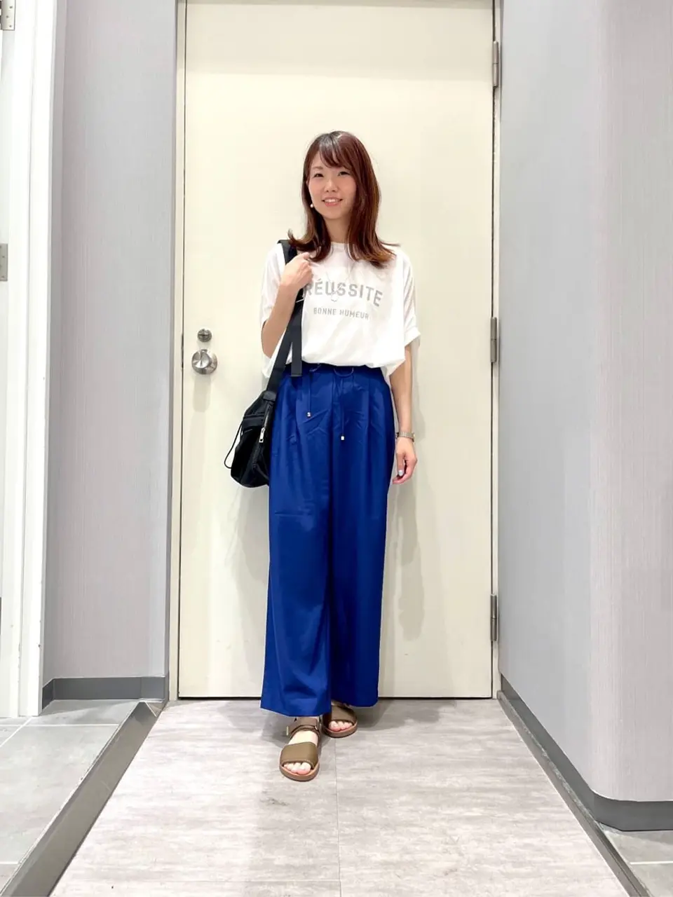 ANY 金井 コーディネート画像