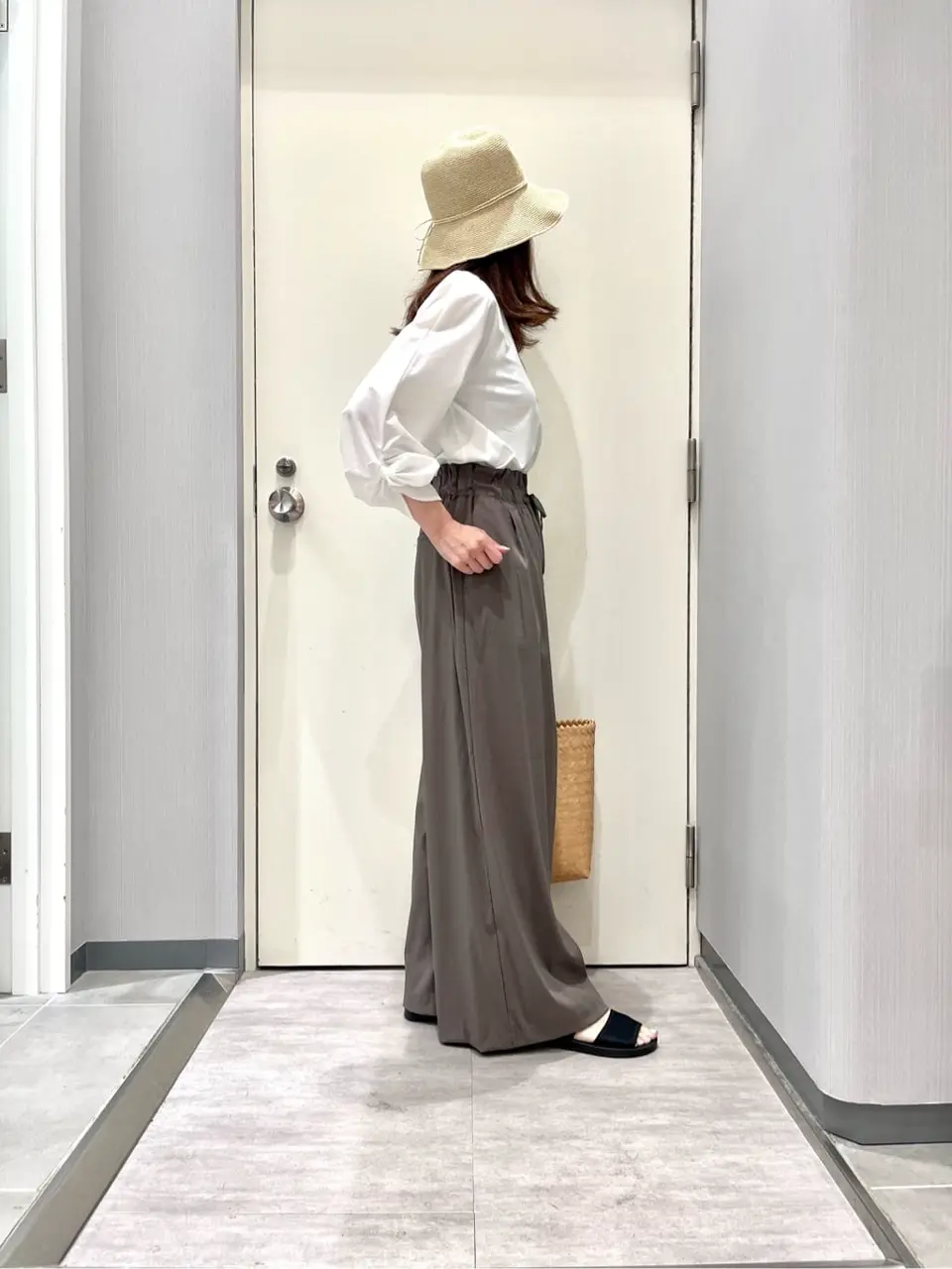 ANY 金井 コーディネート画像