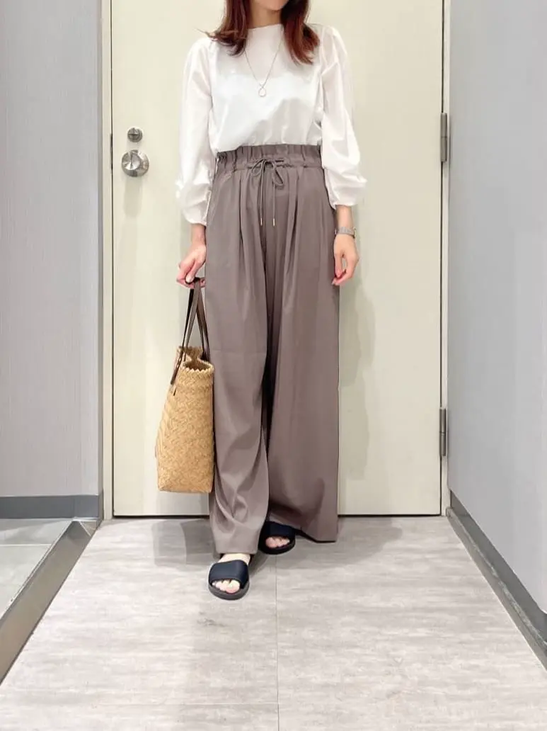 ANY 金井 コーディネート画像